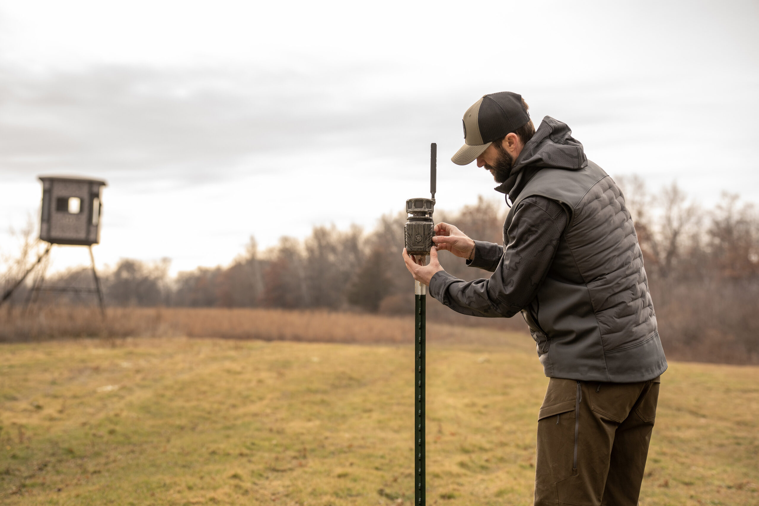 Stealth Cam™ Brings Scouting Full Circle This Season With Revolutionary 360 Degree Revolver™ Series Trail Cameras