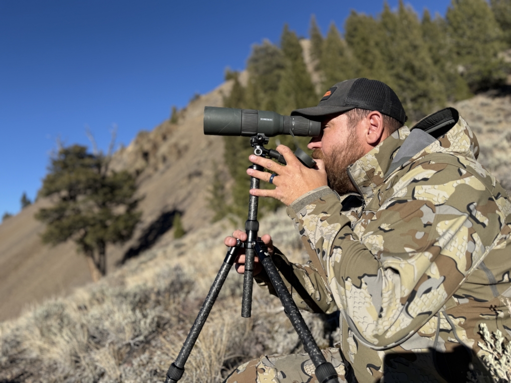 Vortex Razor Spotter Vortex Razor HD Spotter & Tricer-BC Carbon Tripod - Born Hunting